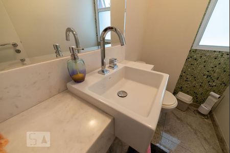 Apartamento à venda com 144m², 3 quartos e 3 vagasLavabo