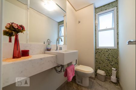 Apartamento à venda com 144m², 3 quartos e 3 vagasLavabo