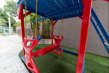 Apartamento à venda com 144m², 3 quartos e 3 vagasÁrea Comum - Playground