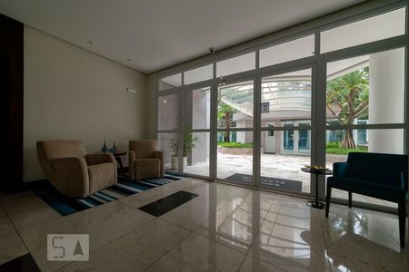 Apartamento à venda com 144m², 3 quartos e 3 vagasHall social