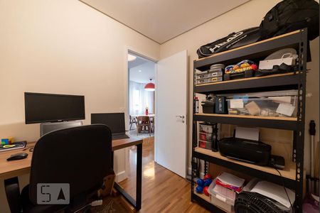Apartamento à venda com 144m², 3 quartos e 3 vagasEscritório