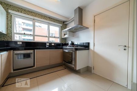 Apartamento à venda com 144m², 3 quartos e 3 vagasCozinha
