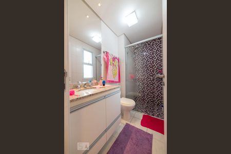 Apartamento à venda com 144m², 3 quartos e 3 vagasBanheiro da Suíte 1