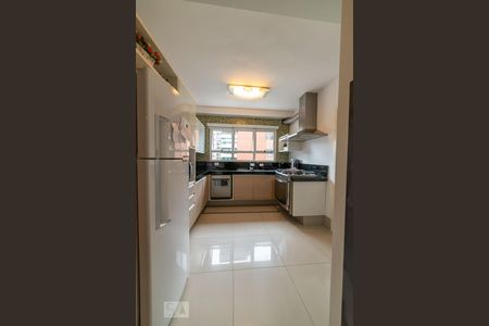 Apartamento à venda com 144m², 3 quartos e 3 vagasCozinha