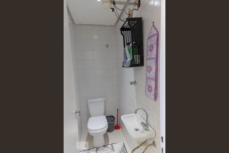 Apartamento à venda com 108m², 4 quartos e 2 vagasBanheiro de serviço