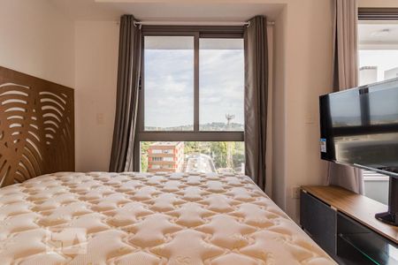 Dormitório de kitnet/studio para alugar com 1 quarto, 40m² em Tristeza, Porto Alegre