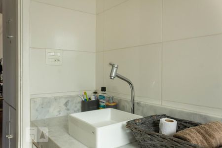 Apartamento à venda com 74m², 2 quartos e 1 vagaBanheiro