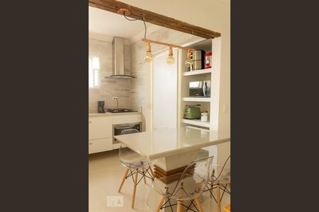 Apartamento à venda com 74m², 2 quartos e 1 vagaCozinha