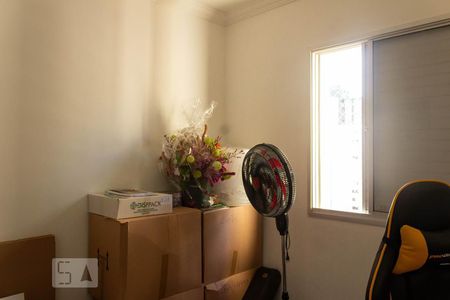 Apartamento à venda com 74m², 2 quartos e 1 vagaQuarto 2