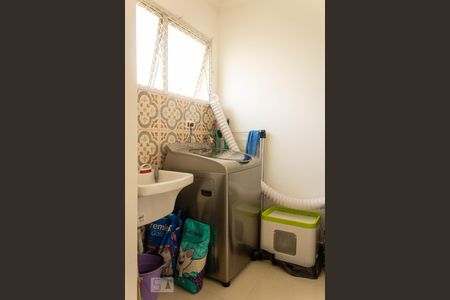 Apartamento à venda com 74m², 2 quartos e 1 vagaÁrea de Serviço