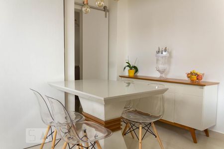 Apartamento à venda com 74m², 2 quartos e 1 vagaCozinha