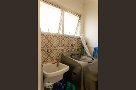 Apartamento à venda com 74m², 2 quartos e 1 vagaÁrea de Serviço