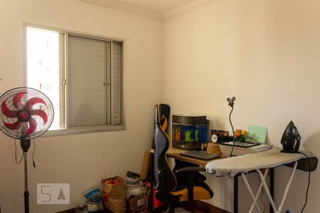 Apartamento à venda com 74m², 2 quartos e 1 vagaQuarto 2