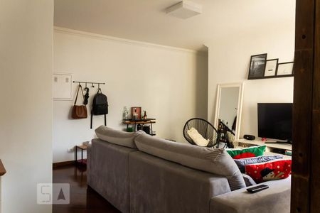 Apartamento à venda com 74m², 2 quartos e 1 vagaSala