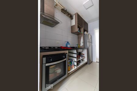 Cozinha de apartamento para alugar com 2 quartos, 54m² em Jardim Oswaldo Cruz, São José dos Campos