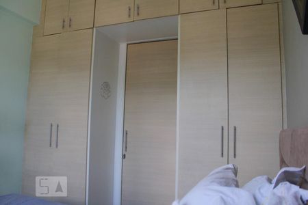 Quarto 2 de apartamento para alugar com 2 quartos, 55m² em Parque Santos Dumont, Taboão da Serra
