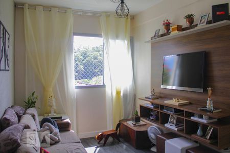 Sala de apartamento para alugar com 2 quartos, 55m² em Parque Santos Dumont, Taboão da Serra