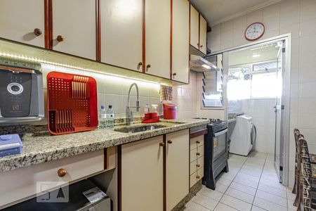 Apartamento para alugar com 100m², 3 quartos e 2 vagasCozinha