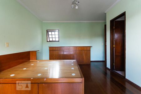 Suíte de casa para alugar com 3 quartos, 247m² em Nova Petrópolis, São Bernardo do Campo