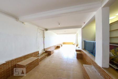 Casa à venda com 204m², 2 quartos e 2 vagas Casa à venda com 204m², 2 quartos e 2 vagasSalao de Festa