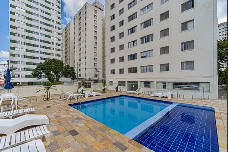 Apartamento para alugar com 100m², 3 quartos e 1 vaga Apartamento para alugar com 100m², 3 quartos e 1 vagaPiscina