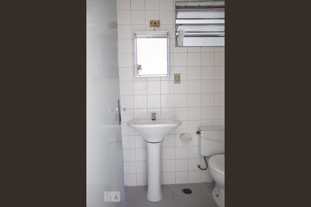 Apartamento para alugar com 60m², 3 quartos e 1 vaga Apartamento para alugar com 60m², 3 quartos e 1 vagaBanheiro