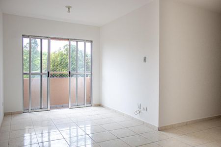 Sala de apartamento para alugar com 3 quartos, 60m² em Jardim Jaqueline, São Paulo