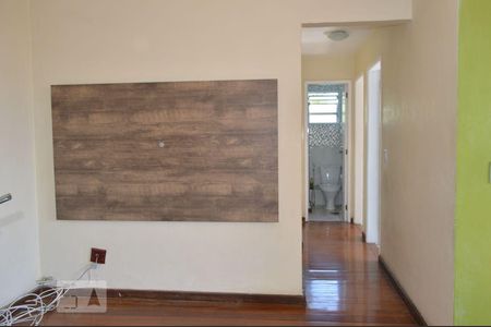 Sala e Corredor de apartamento para alugar com 2 quartos, 50m² em Fonseca, Niterói