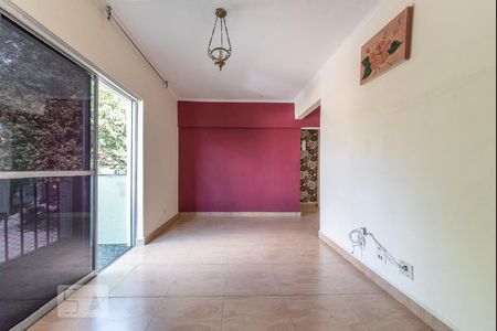 Sala de apartamento para alugar com 2 quartos, 50m² em Taboão, São Bernardo do Campo