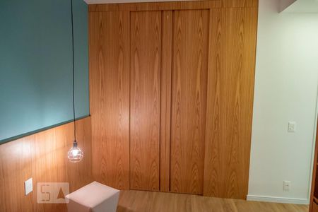 Apartamento para alugar com 72m², 2 quartos e 1 vagaCloset