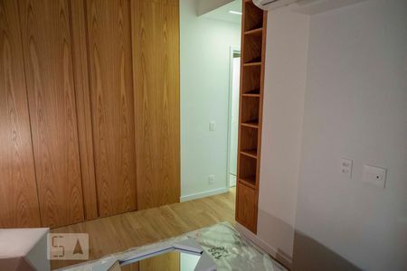 Apartamento para alugar com 72m², 2 quartos e 1 vagaSuite 2