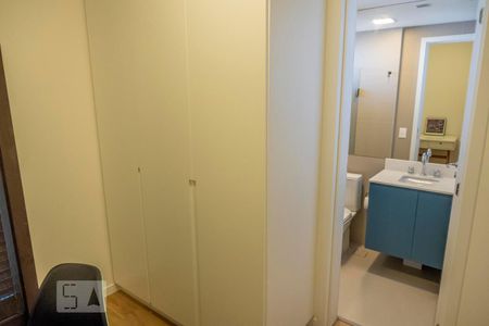 Apartamento para alugar com 72m², 2 quartos e 1 vagaSuite 1