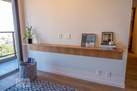 Sala de apartamento para alugar com 2 quartos, 72m² em Vila Madalena, São Paulo