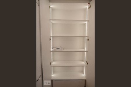 Apartamento para alugar com 72m², 2 quartos e 1 vagaSuite 2