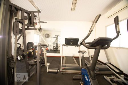 Apartamento à venda com 46m², 2 quartos e 1 vaga Apartamento à venda com 46m², 2 quartos e 1 vagaacademia