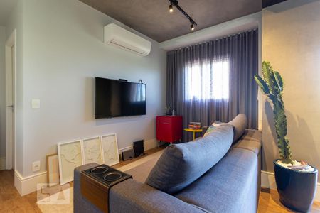 Sala de TV de apartamento para alugar com 2 quartos, 81m² em Alphaville Empresarial, Barueri