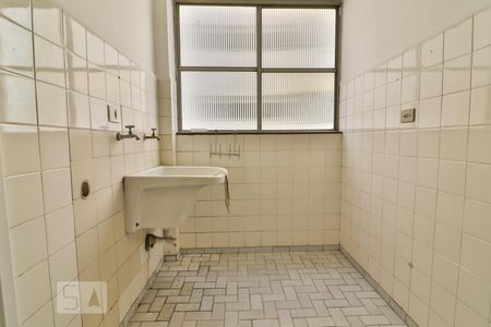 Apartamento para alugar com 93m², 3 quartos e 1 vaga Apartamento para alugar com 93m², 3 quartos e 1 vagaDetalhe da area de serviço