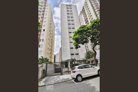 Apartamento para alugar com 93m², 3 quartos e 1 vaga Apartamento para alugar com 93m², 3 quartos e 1 vagaFachada