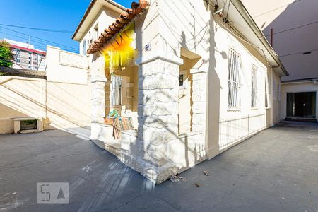 Casa para alugar com 120m², 4 quartos e 1 vaga Casa para alugar com 120m², 4 quartos e 1 vagaEntrada