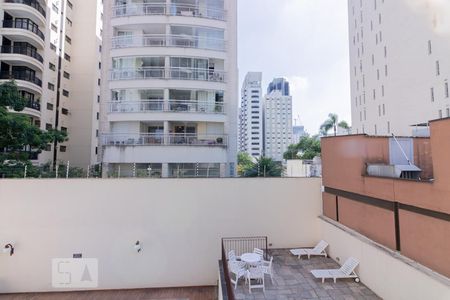 Vista Quarto de apartamento para alugar com 1 quarto, 40m² em Itaim Bibi, São Paulo