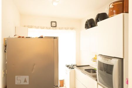 Casa de condomínio para alugar com 80m², 2 quartos e 2 vagas Casa de condomínio para alugar com 80m², 2 quartos e 2 vagasCozinha