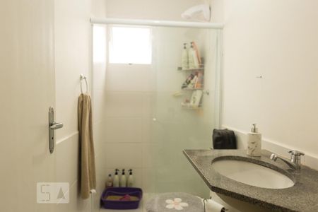Casa de condomínio para alugar com 80m², 2 quartos e 2 vagas Casa de condomínio para alugar com 80m², 2 quartos e 2 vagasBanheiro