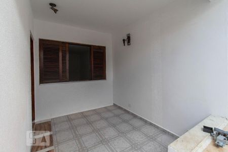 Casa para alugar com 64m², 2 quartos e sem vaga Casa para alugar com 64m², 2 quartos e sem vagaQuintal