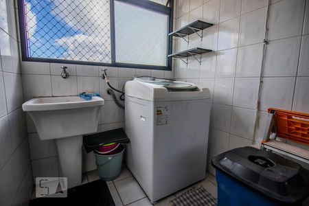 Apartamento à venda com 60m², 2 quartos e 1 vagaÁrea de Serviço