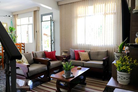 Sala - primeiro andar de casa à venda com 4 quartos, 280m² em Taquara, Rio de Janeiro