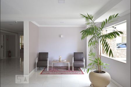 Hall de apartamento para alugar com 3 quartos, 76m² em Vila Monumento, São Paulo