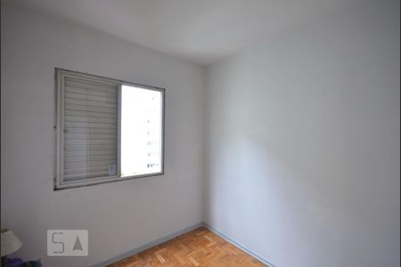 Quarto 1 de apartamento para alugar com 3 quartos, 76m² em Vila Monumento, São Paulo