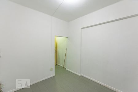 Sala de kitnet/studio para alugar com 1 quarto, 32m² em Centro, Niterói
