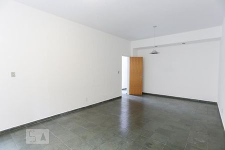 Apartamento para alugar com 150m², 2 quartos e sem vaga Apartamento para alugar com 150m², 2 quartos e sem vagaSala