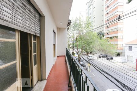 Apartamento para alugar com 150m², 2 quartos e sem vaga Apartamento para alugar com 150m², 2 quartos e sem vagaSacada